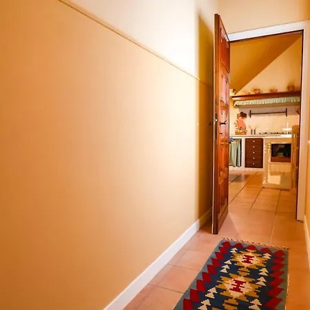 Apartment Tuscan House With Garden - With Wi-fi, Free Parking