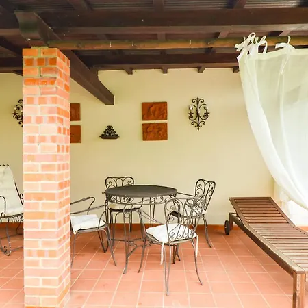 Apartment Tuscan House With Garden - With Wi-fi, Free Parking